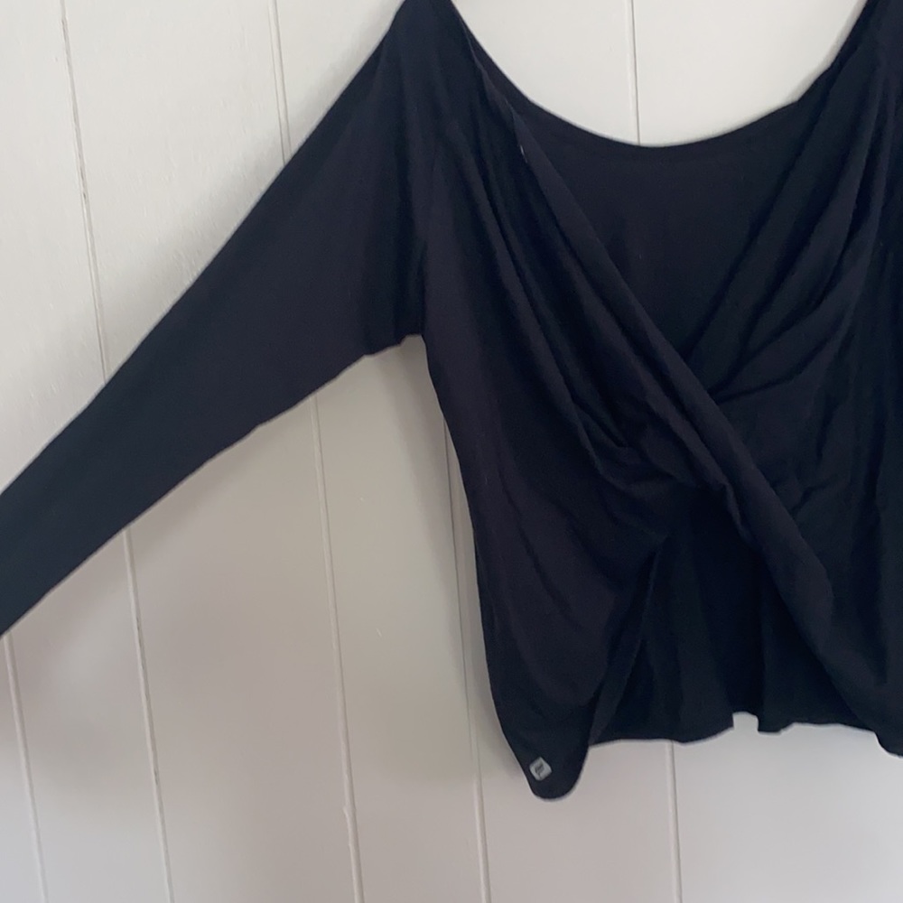 Fabletics Switch Back Tee - Picture 4 of 5